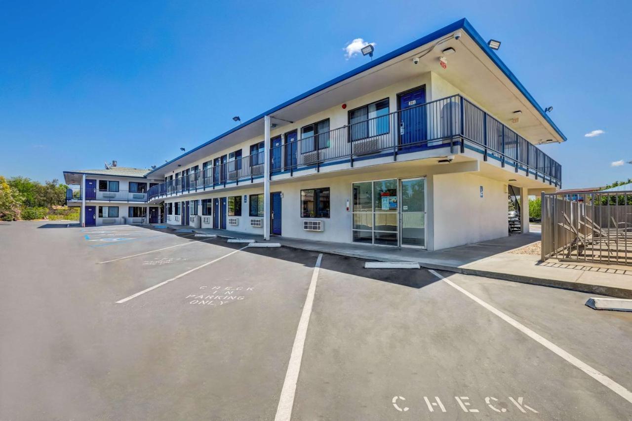 Motel 6-Red Bluff, Ca Екстериор снимка