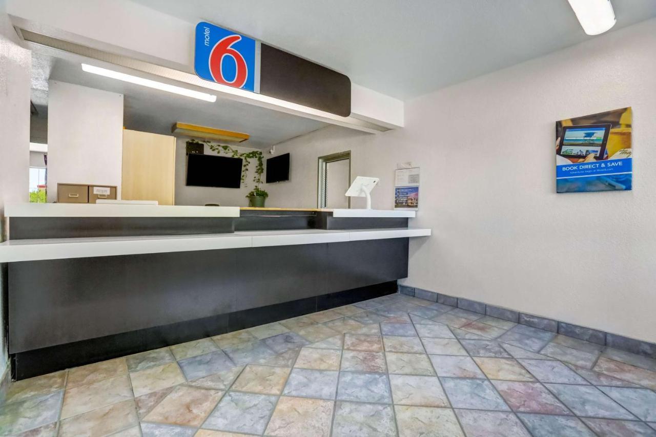 Motel 6-Red Bluff, Ca Екстериор снимка
